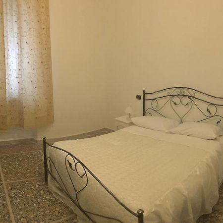 Holiday Pisa Gare Room photo